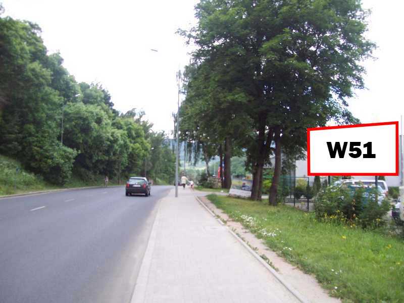 W51 — Wałbrzych · ul. 1-go Maja, w kierunku Boguszowa/Galerii Victoria — podgląd produktu